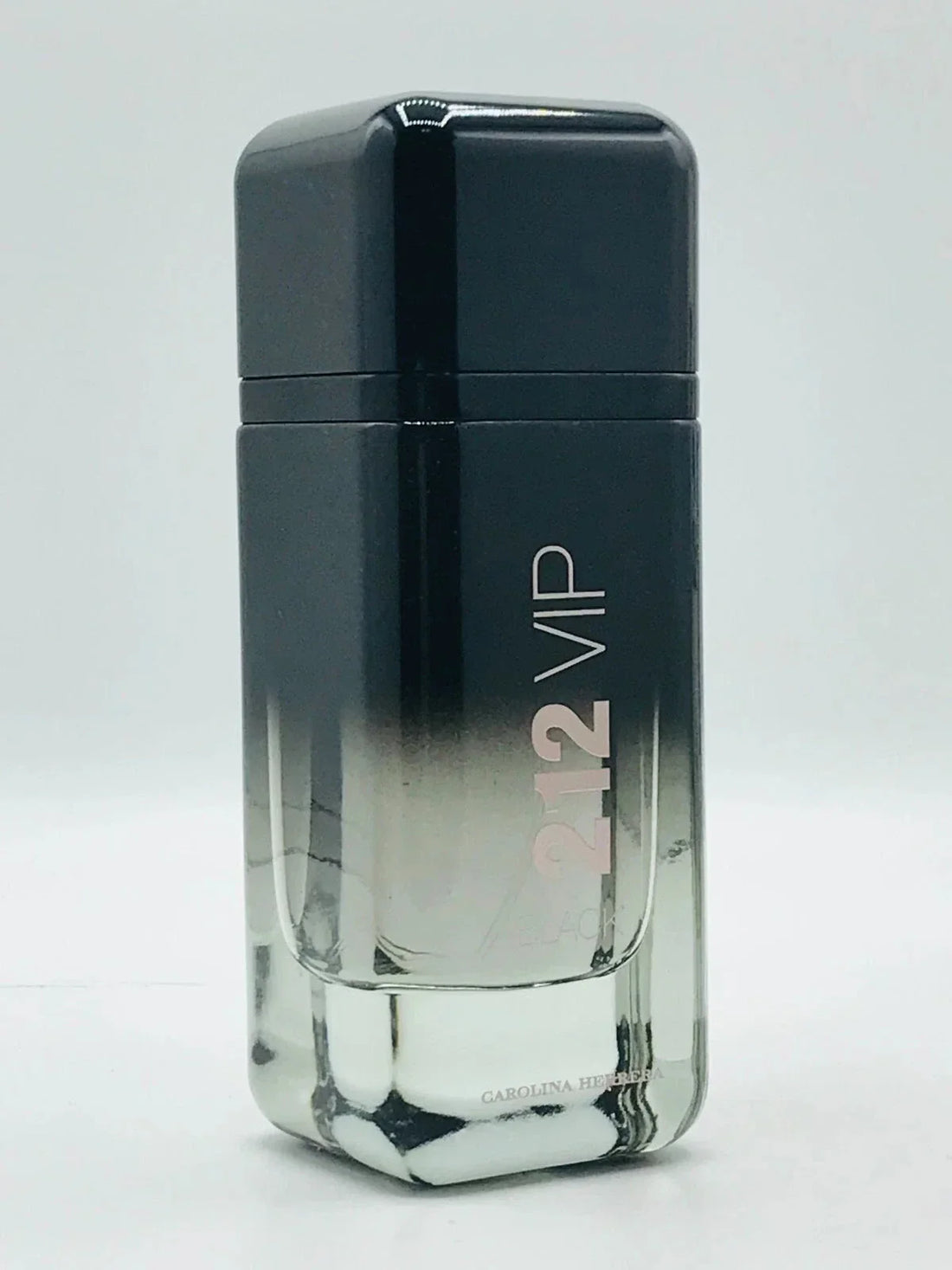 Carolina Herrera - 212 VIP Black Perfume Trendy Zone